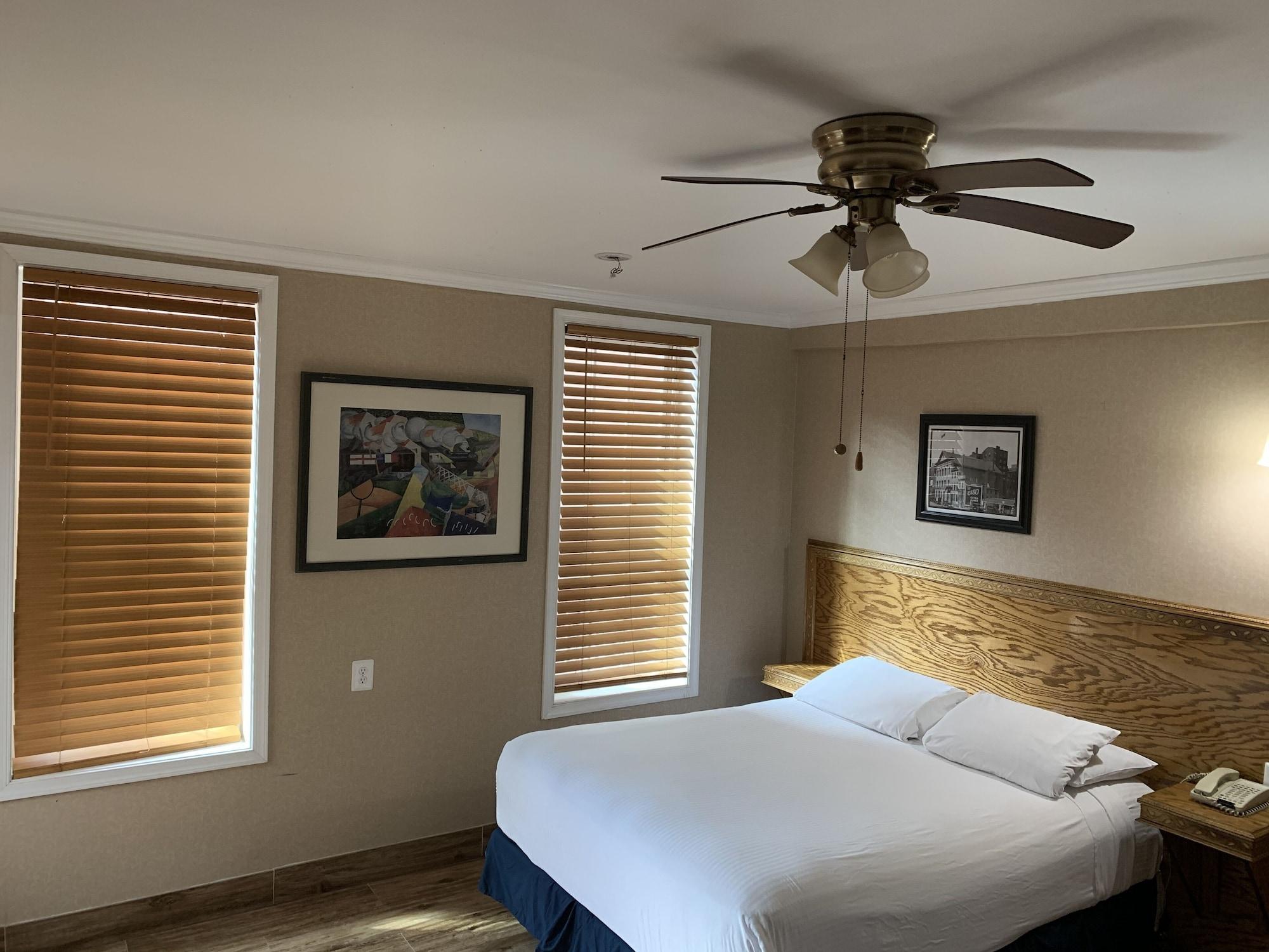 Hotel The Baron 3*