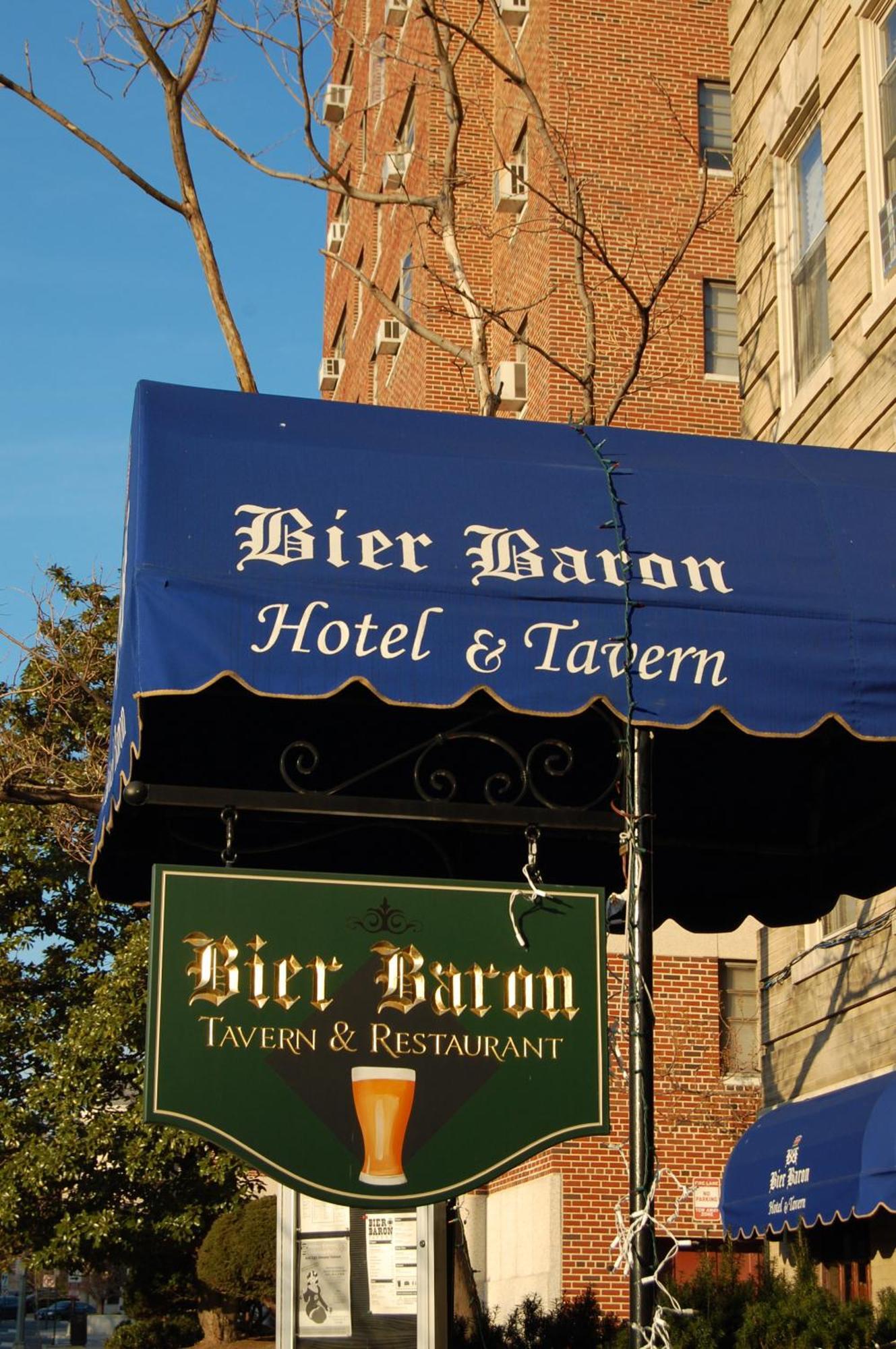 Hotel The Baron Washington